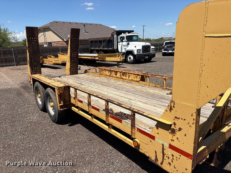 image for item FC2461 2001 Belshe Industries WB-12 equipment trailer