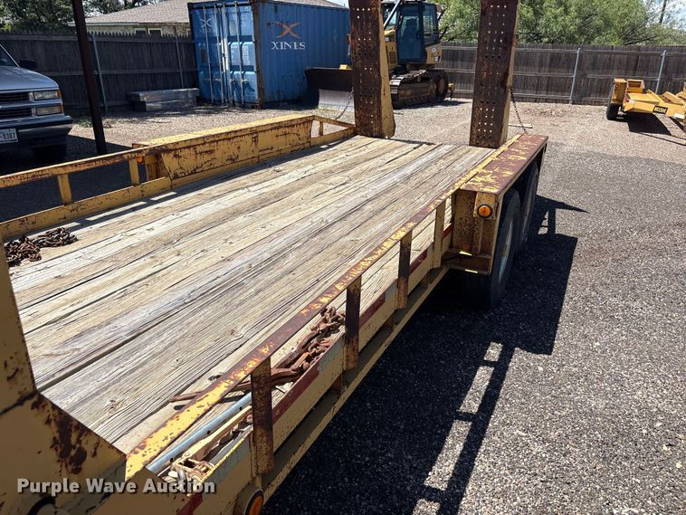 image for item FC2461 2001 Belshe Industries WB-12 equipment trailer