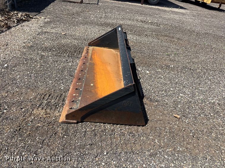 image for item FC2463 Caterpillar 278-5376 skid steer bucket