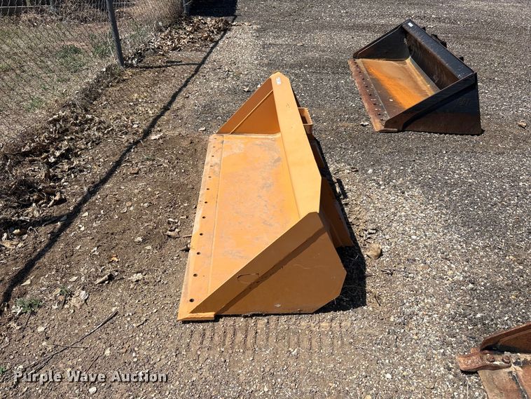 image for item FC2464 Case skid steer bucket