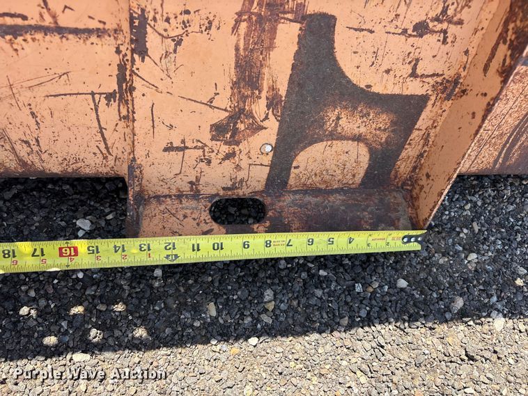 image for item FC2467 Case skid steer bucket