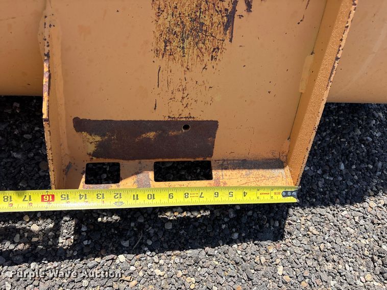 image for item FC2468 Case skid steer bucket