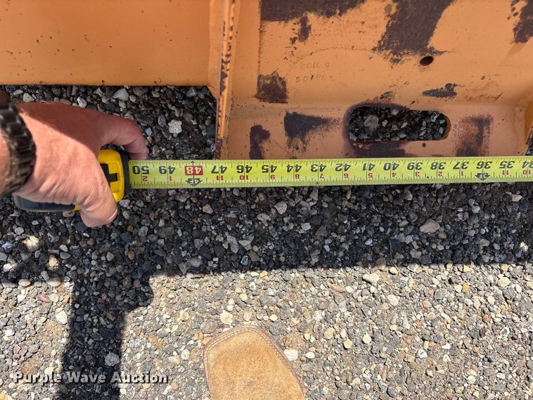 image for item FC2469 Case skid steer bucket