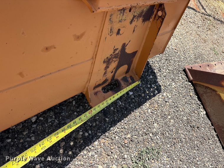 image for item FC2469 Case skid steer bucket