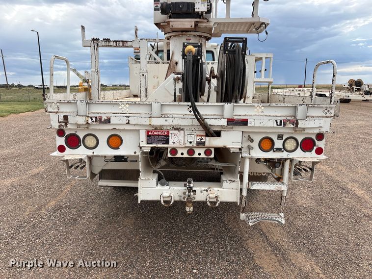 image for item FC2475 2013 Freightliner Business Class M2 digger derrick truck