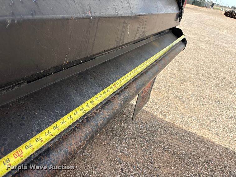 image for item FC2476 1999 International 9100 dump truck