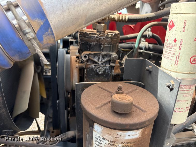 image for item FC2476 1999 International 9100 dump truck