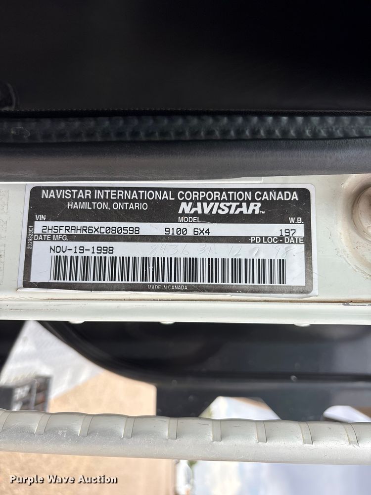 image for item FC2476 1999 International 9100 dump truck