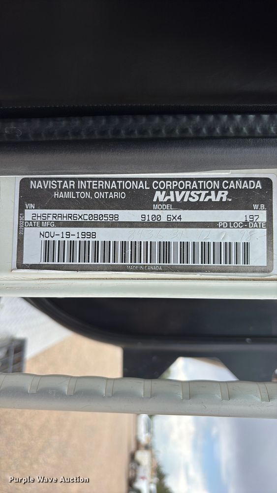 image for item FC2476 1999 International 9100 dump truck