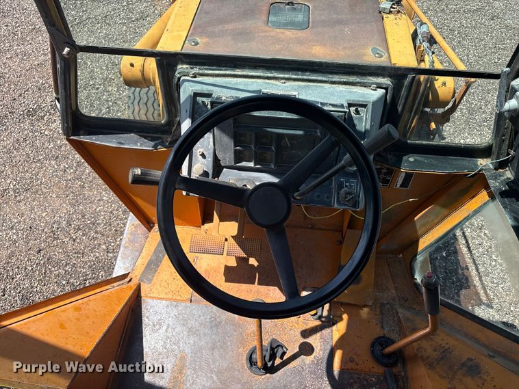 image for item FC2479 1981 Case 580 Super D backhoe