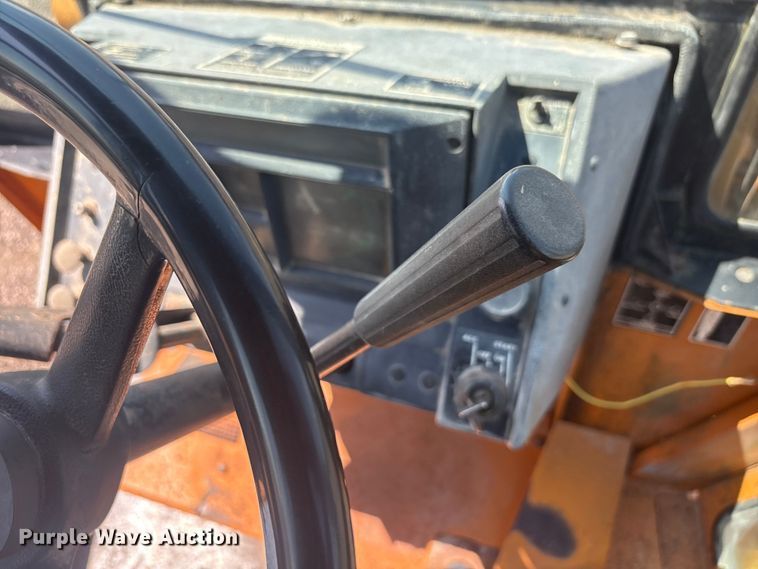 image for item FC2479 1981 Case 580 Super D backhoe