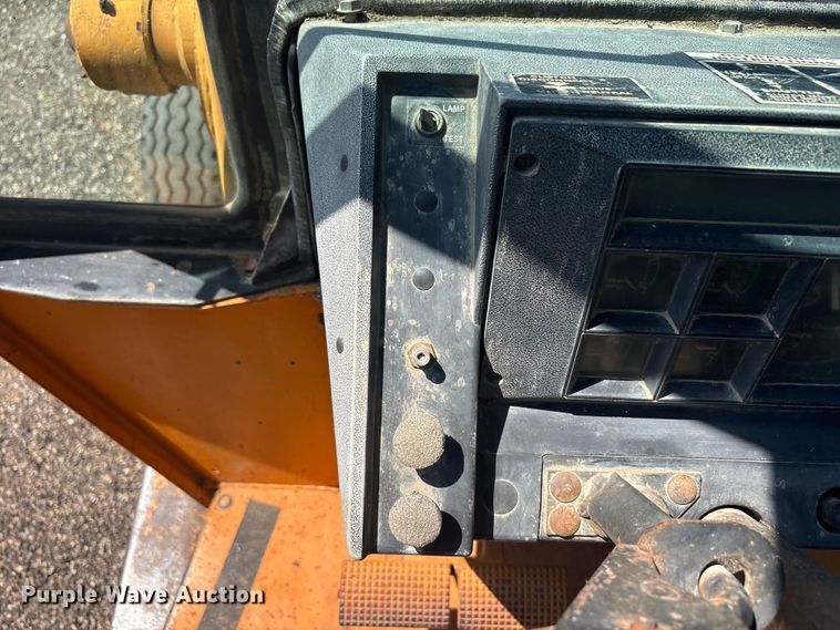 image for item FC2479 1981 Case 580 Super D backhoe