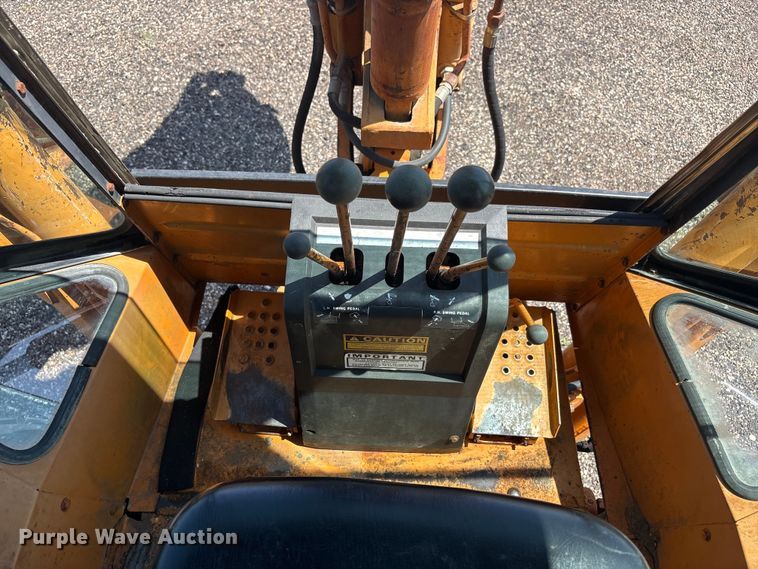 image for item FC2479 1981 Case 580 Super D backhoe