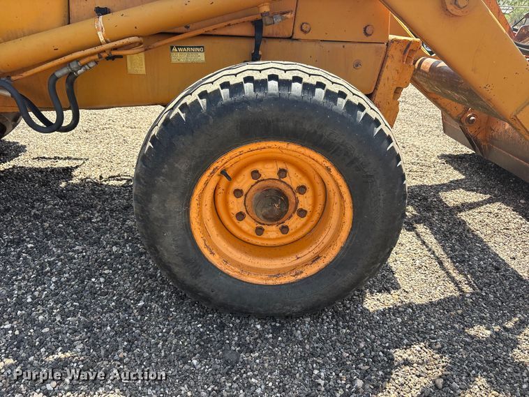 image for item FC2479 1981 Case 580 Super D backhoe