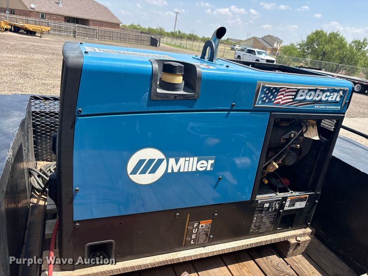image for item FC2480 Miller Bobcat 225 welder/generator