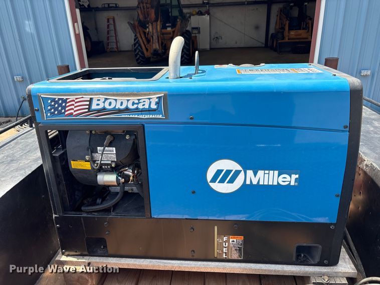 image for item FC2480 Miller Bobcat 225 welder/generator