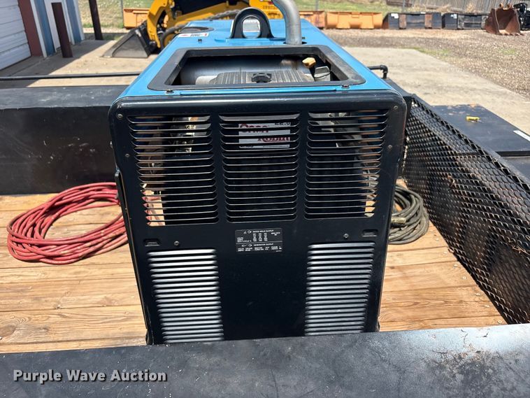 image for item FC2480 Miller Bobcat 225 welder/generator