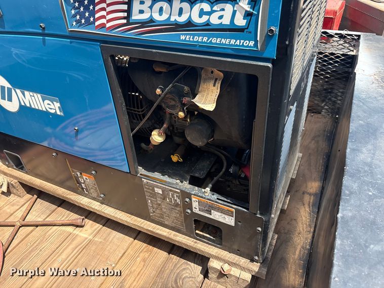 image for item FC2480 Miller Bobcat 225 welder/generator