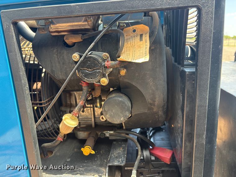 image for item FC2480 Miller Bobcat 225 welder/generator