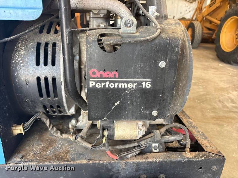image for item FC2481 1995 Miller Bobcat 225G welder/generator