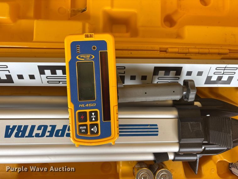 image for item FC2483 Spectra precision LL300N laser level