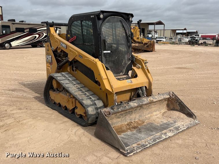 image for item FC2484 2023 Caterpillar 259D3 tracked skid steer loader