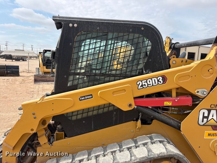 image for item FC2484 2023 Caterpillar 259D3 tracked skid steer loader