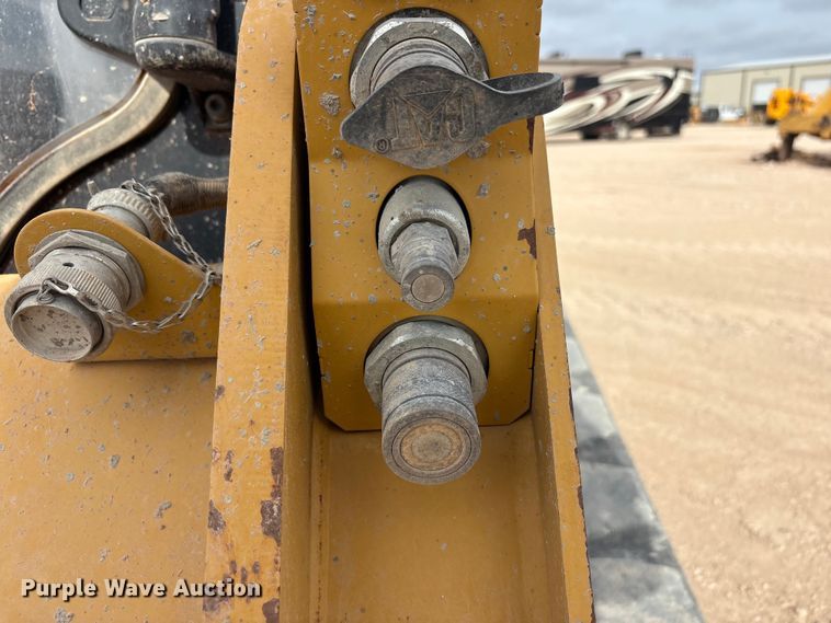 image for item FC2484 2023 Caterpillar 259D3 tracked skid steer loader