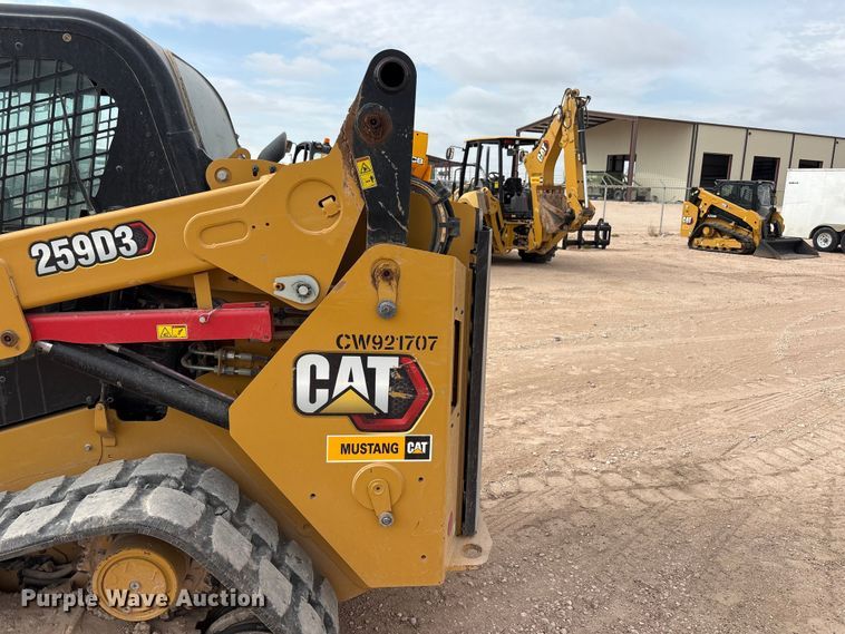 image for item FC2484 2023 Caterpillar 259D3 tracked skid steer loader