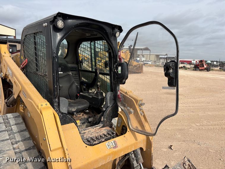 image for item FC2484 2023 Caterpillar 259D3 tracked skid steer loader