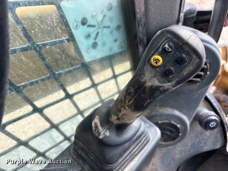 image for item FC2484 2023 Caterpillar 259D3 tracked skid steer loader