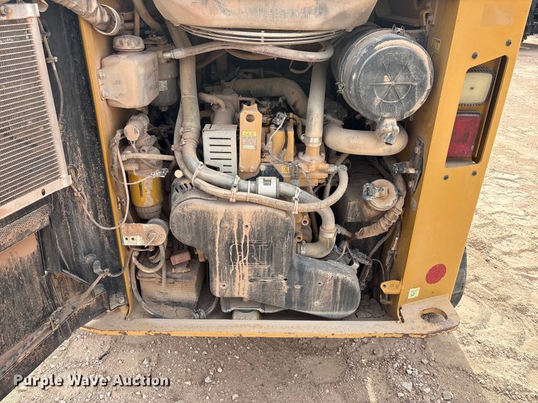 image for item FC2484 2023 Caterpillar 259D3 tracked skid steer loader