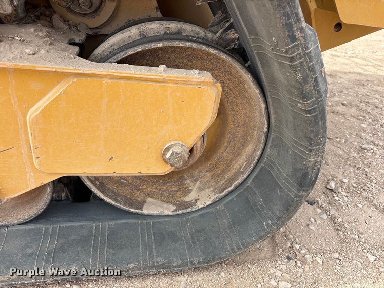image for item FC2484 2023 Caterpillar 259D3 tracked skid steer loader