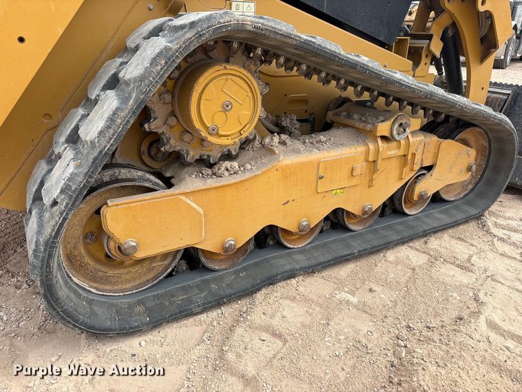 image for item FC2484 2023 Caterpillar 259D3 tracked skid steer loader