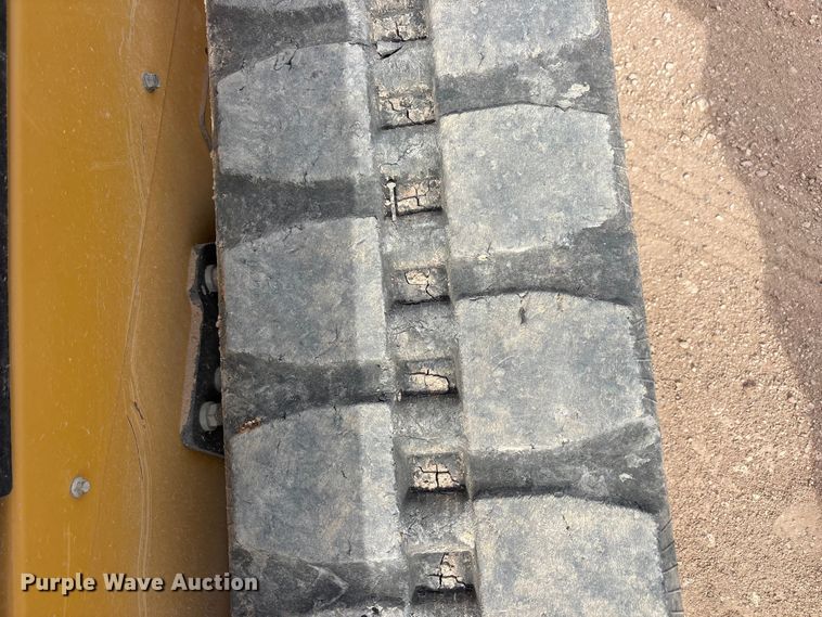 image for item FC2484 2023 Caterpillar 259D3 tracked skid steer loader