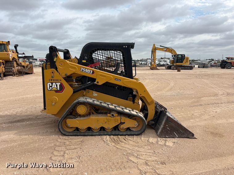 image for item FC2485 2021 Caterpillar 259D3 tracked skid steer loader