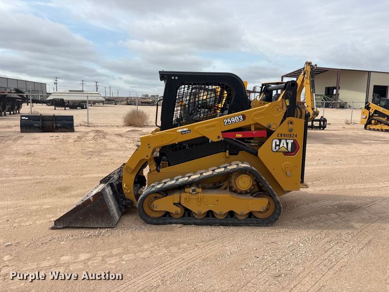 image for item FC2485 2021 Caterpillar 259D3 tracked skid steer loader