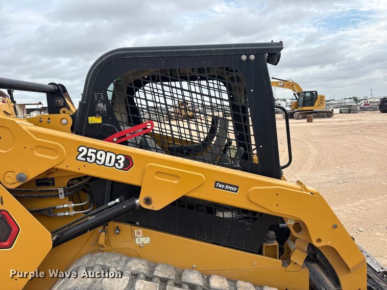 image for item FC2485 2021 Caterpillar 259D3 tracked skid steer loader