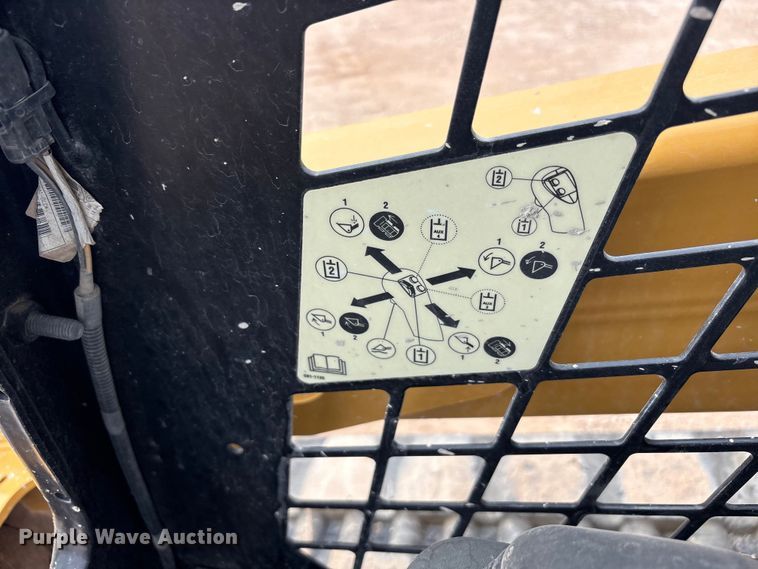 image for item FC2485 2021 Caterpillar 259D3 tracked skid steer loader