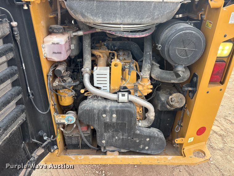 image for item FC2485 2021 Caterpillar 259D3 tracked skid steer loader