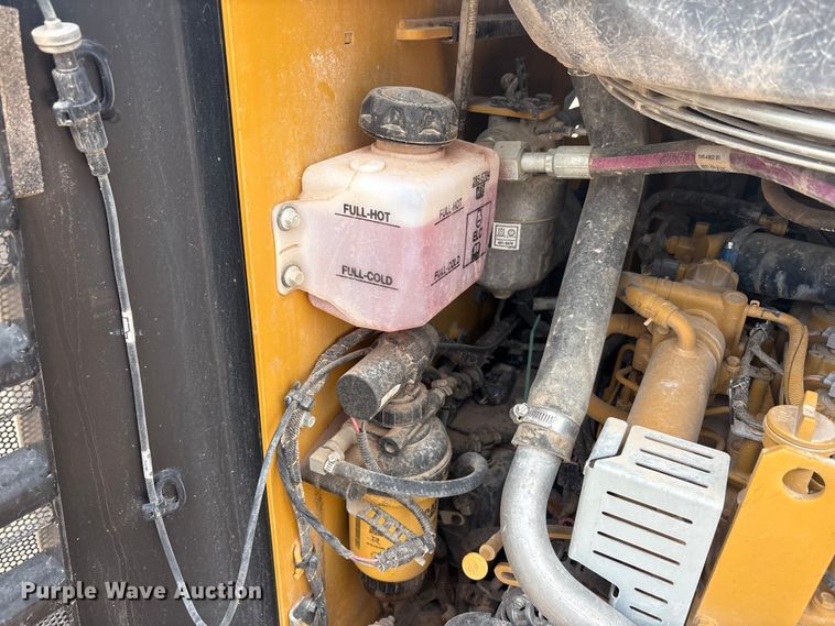 image for item FC2485 2021 Caterpillar 259D3 tracked skid steer loader