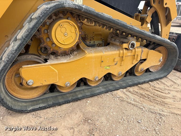 image for item FC2485 2021 Caterpillar 259D3 tracked skid steer loader