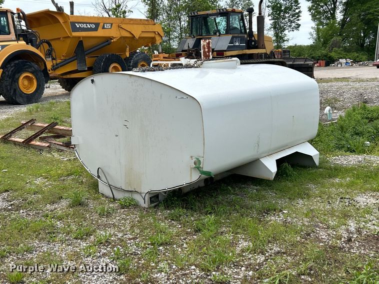 image for item FC2566 United Truck & Equipment tank bed