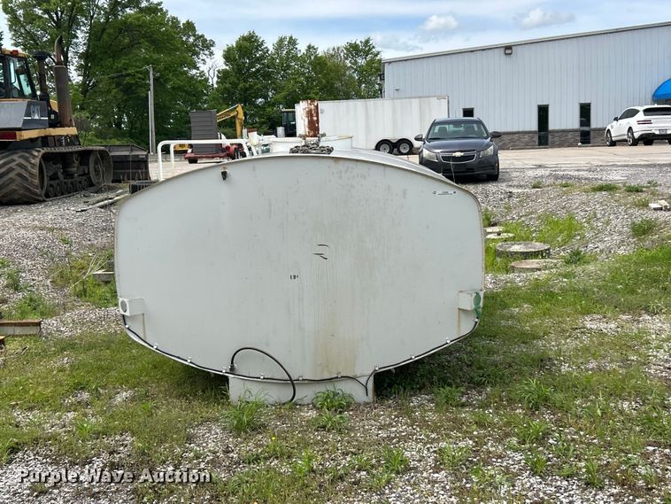 image for item FC2566 United Truck & Equipment tank bed