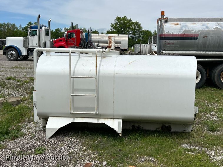 image for item FC2566 United Truck & Equipment tank bed