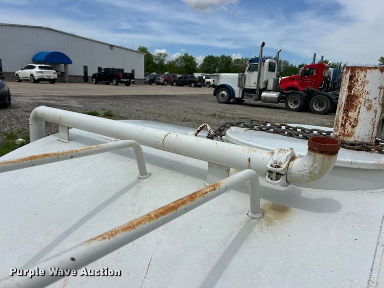 image for item FC2566 United Truck & Equipment tank bed
