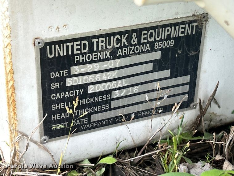 image for item FC2566 United Truck & Equipment tank bed
