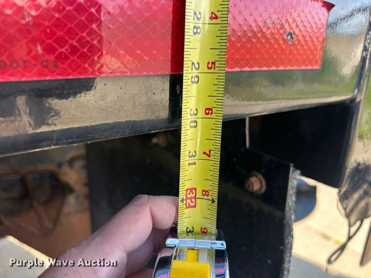 image for item FC2786 2003 International 7400 dump truck