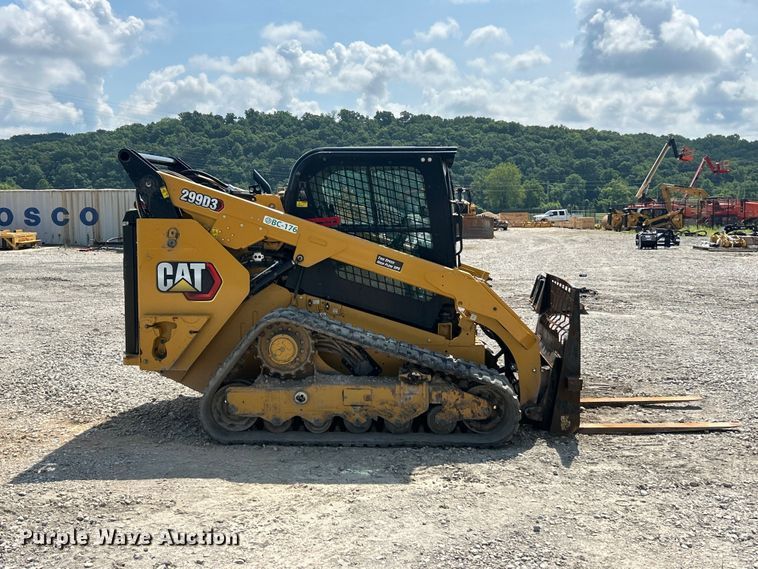 image for item FC2825 2023 Caterpillar 299D3 tracked skid steer loader