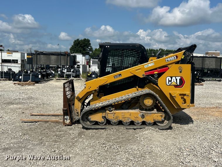 image for item FC2825 2023 Caterpillar 299D3 tracked skid steer loader
